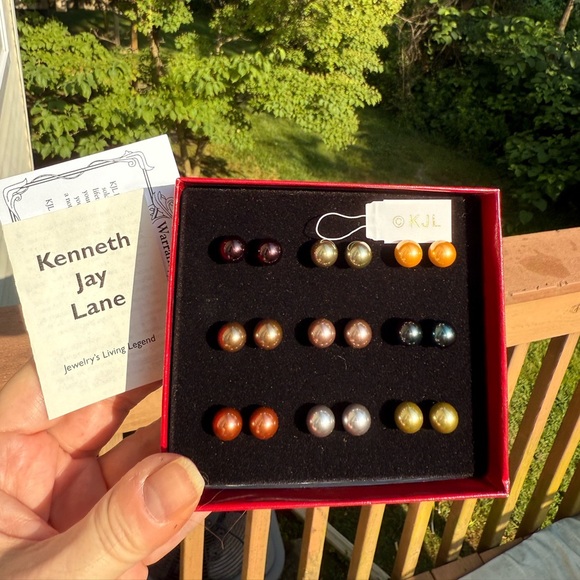 Kenneth Jay Lane Multicolor pierced Earrings - Picture 1 of 3